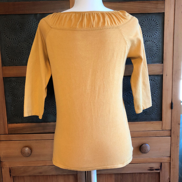 Isabella DeMarco Sweater - Lovely Neckline - Picture 3 of 4